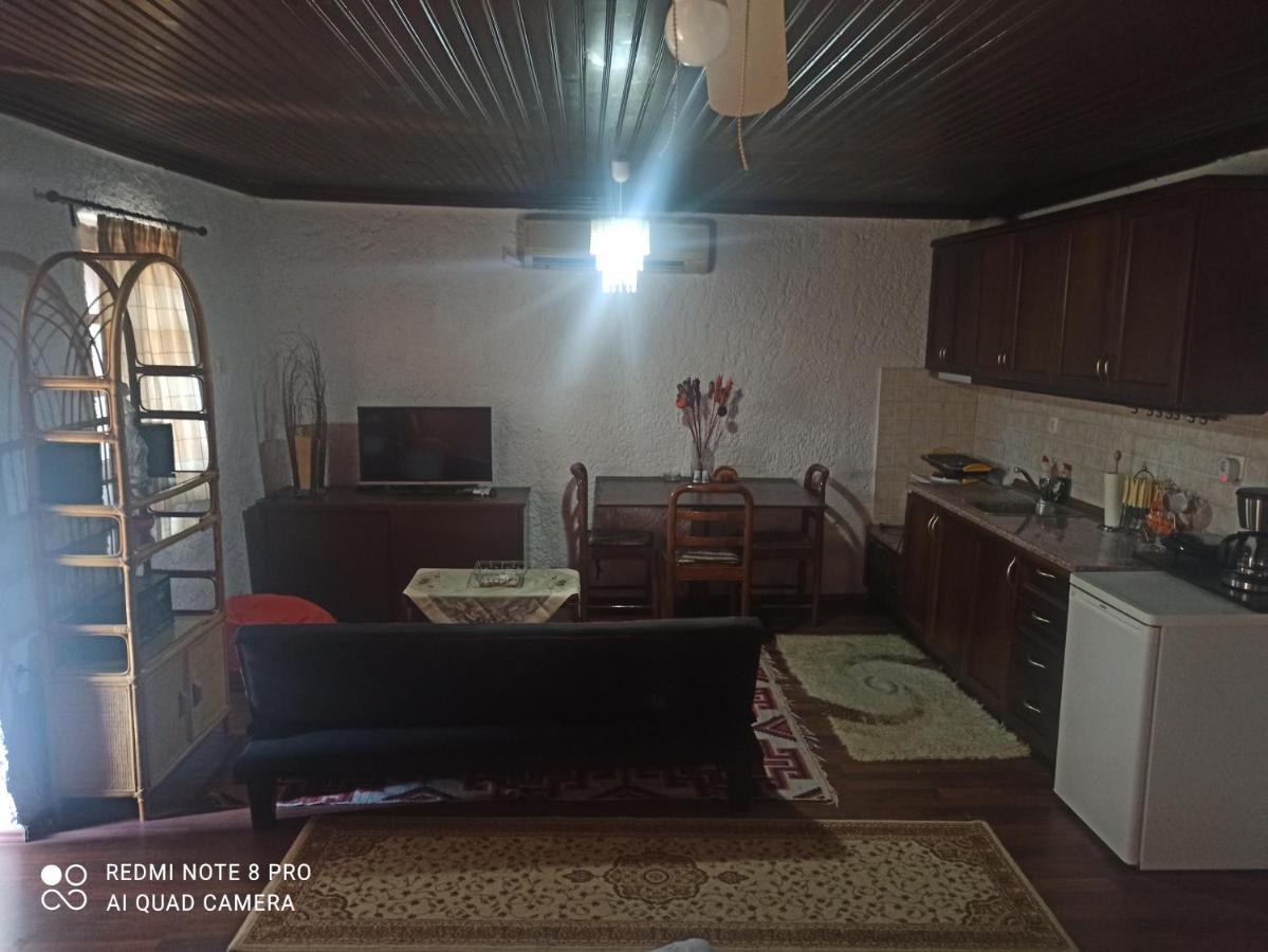 Forestrock Studio For Sale Too EEsparta Exterior foto